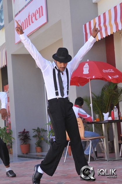 Pyaar Mein Padipoyane